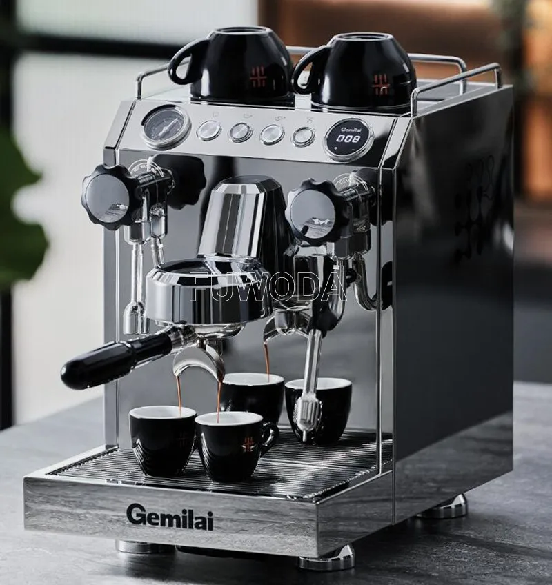 Ekspres do kawy 15 Bar ekspres do kawy półautomatyczny domowy ekspres do kawy z pieniącym się spieniacz do mleka 2700W