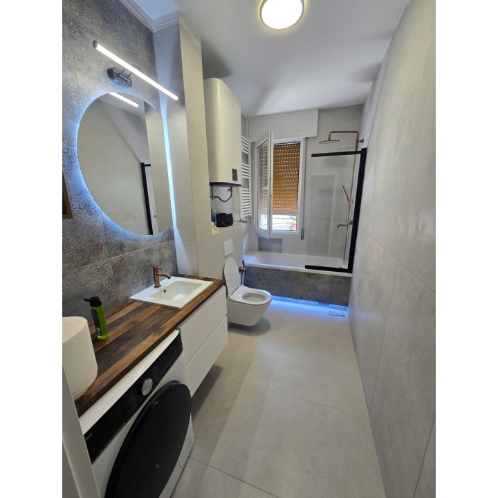 Apartament dla maksymalnie 6 osób nad jeziorem Como z widokiem na jezioro